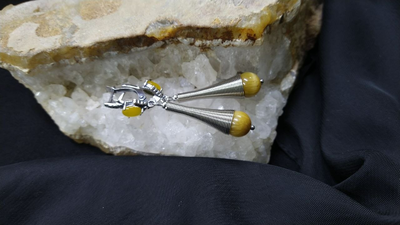 Серьги из натурального золотистого тигрового глаза